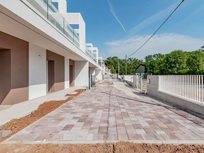 Appartamento trilocale in vendita in Via Ferdinando Magellano, Cesenatico