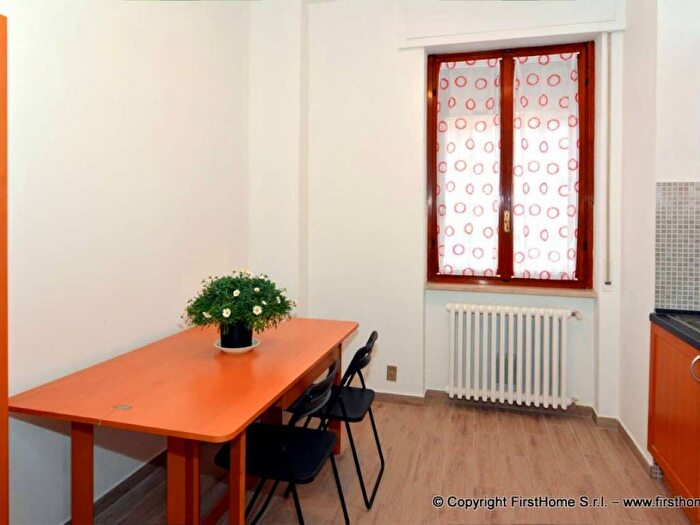 Appartamento bilocale in affitto in viale LEGIONI ROMANE, Bande Nere, Milano