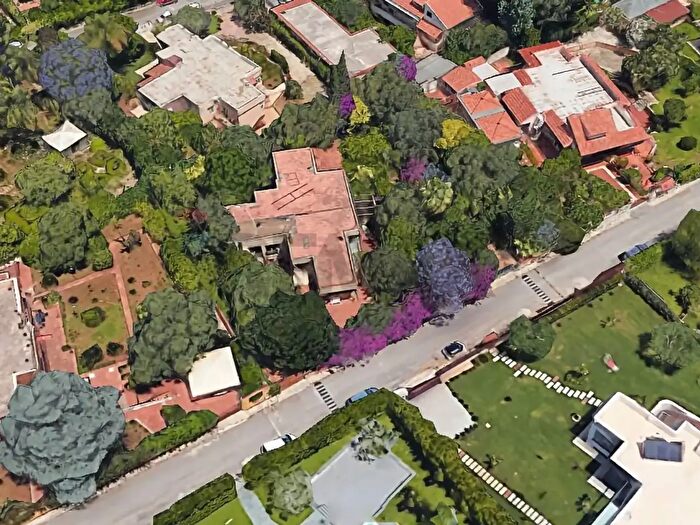 Casa con 10 locali in vendita in Viale Regione Siciliana Nord Ovest, Palermo