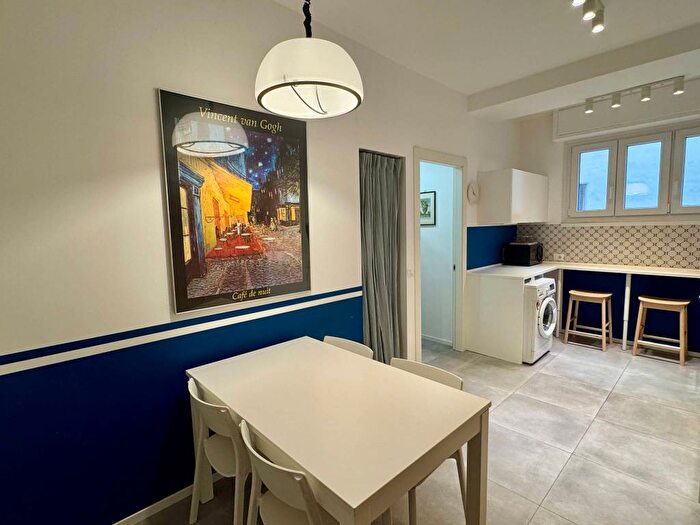 Appartamento quadrilocale in affitto in Via Andrea Doria, Buenos Aires, Milano