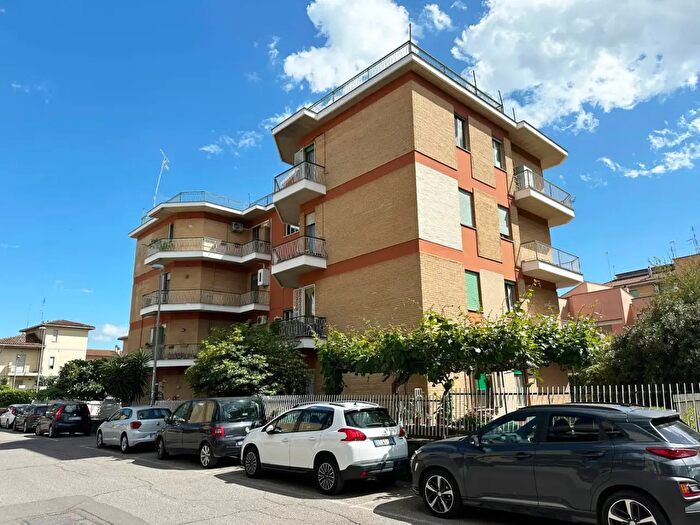 Appartamento con 5 locali in vendita in Via Torquato Tasso, Civita Castellana