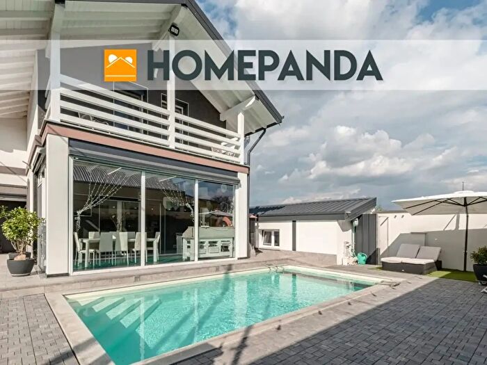 Casa con 8 locali in vendita in Via Lonate Pozzolo, Busto Arsizio