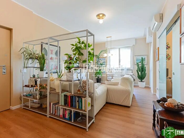 Appartamento quadrilocale in vendita in Via Rodolfo Morandi, San Donato Milanese