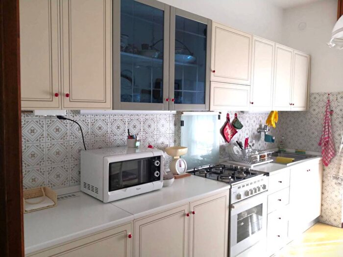 Appartamento trilocale in affitto in Strada del Cavalcavia, San Pio X, Vicenza