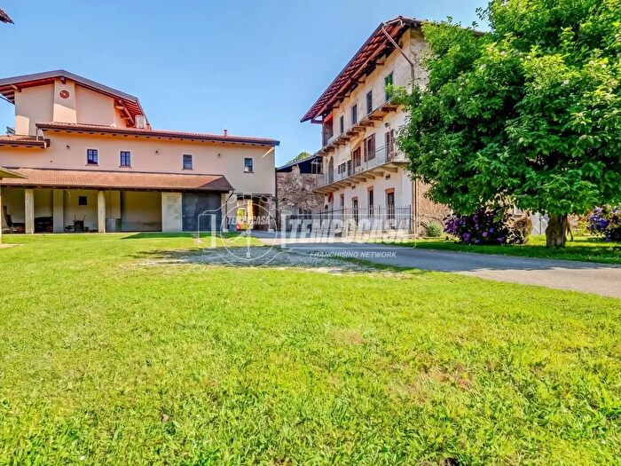 Appartamento quadrilocale in vendita in Borgomanero