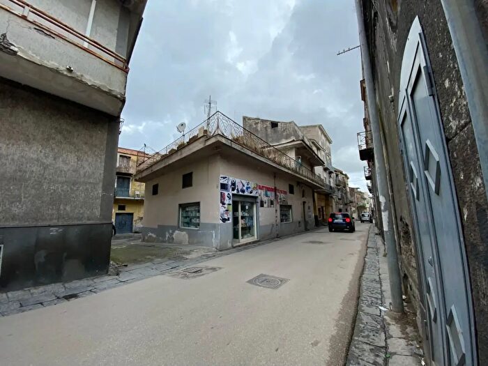 Casa con 5 locali in vendita in Via Giuseppe Ammendola, San Giuseppe Vesuviano