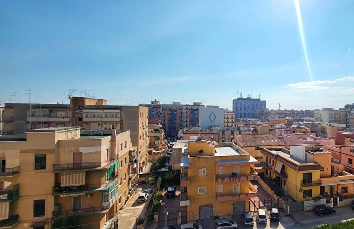 Appartamento con 5 locali in vendita in Siracusa