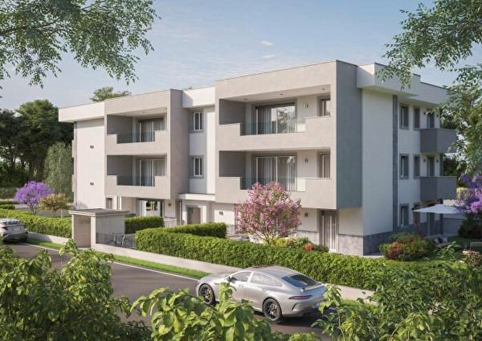 Case in Vendita e in Affitto - 3