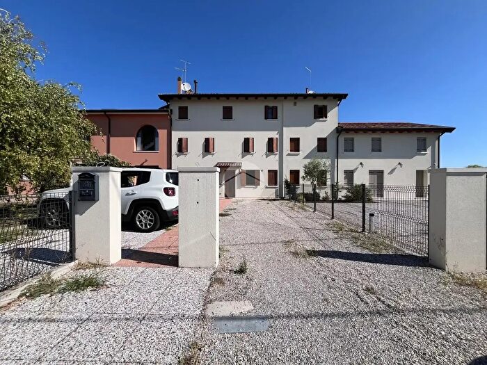 Appartamento trilocale in vendita in Via Goito, San Biagio Di Callalta