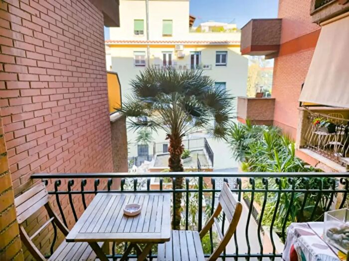 Appartamento monolocale in affitto in Via del Lago Terrione, Roma