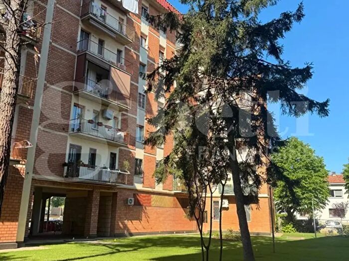 Appartamento quadrilocale in vendita in Via Cardinale Gil De Albornoz, Bologna