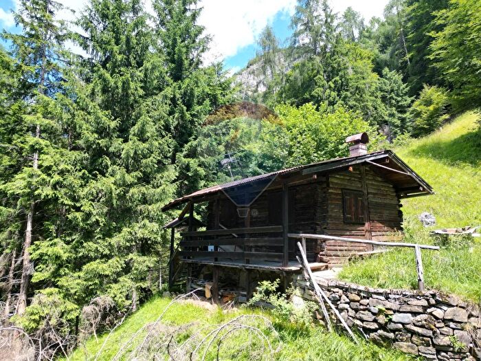 Casa bilocale in vendita in Via Rizzios Snc, Calalzo Di Cadore