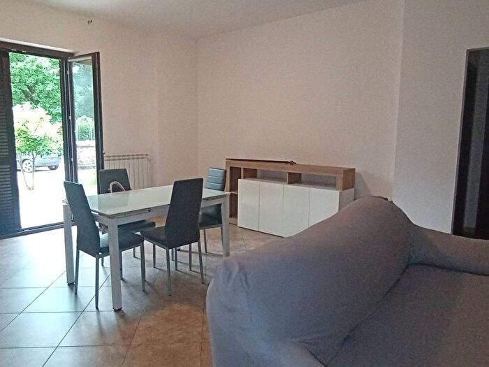 Appartamento trilocale in affitto in Via Foresta le Monache, Le Rase Vetiche, Frosinone