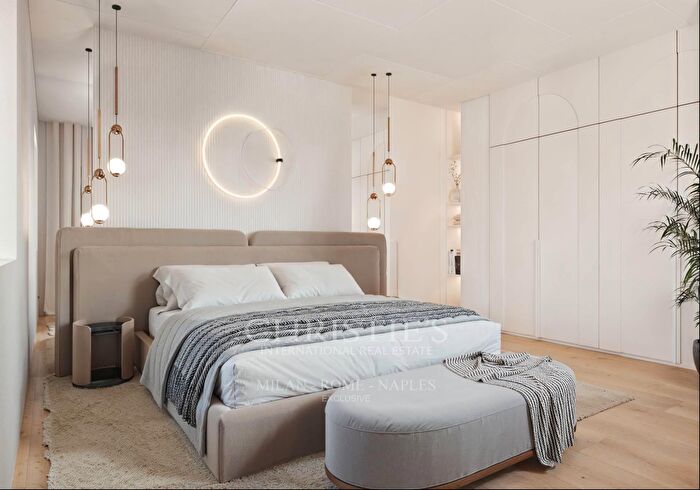 Appartamento trilocale in vendita in Via Massimi, Roma