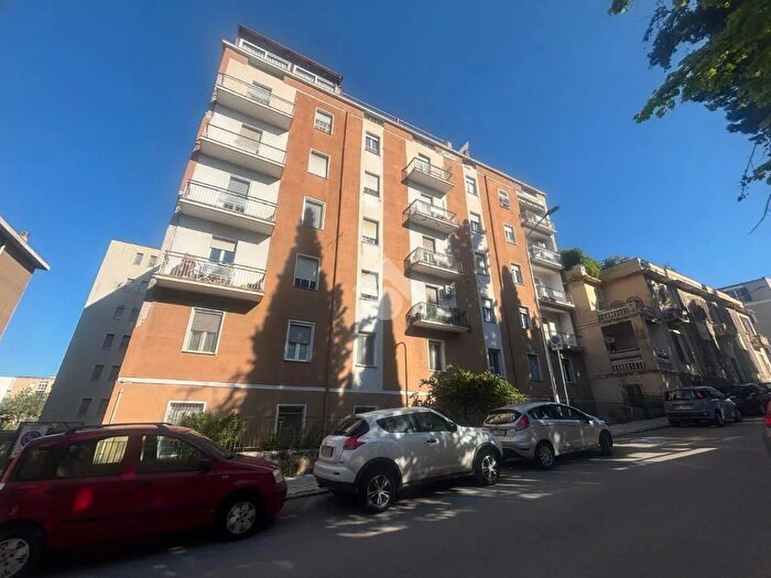 Appartamento trilocale in vendita in Via Principe di Piemonte, Sassari