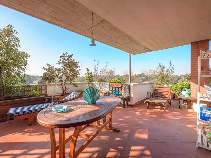 Appartamento con 5 locali in vendita in Reggio Emilia