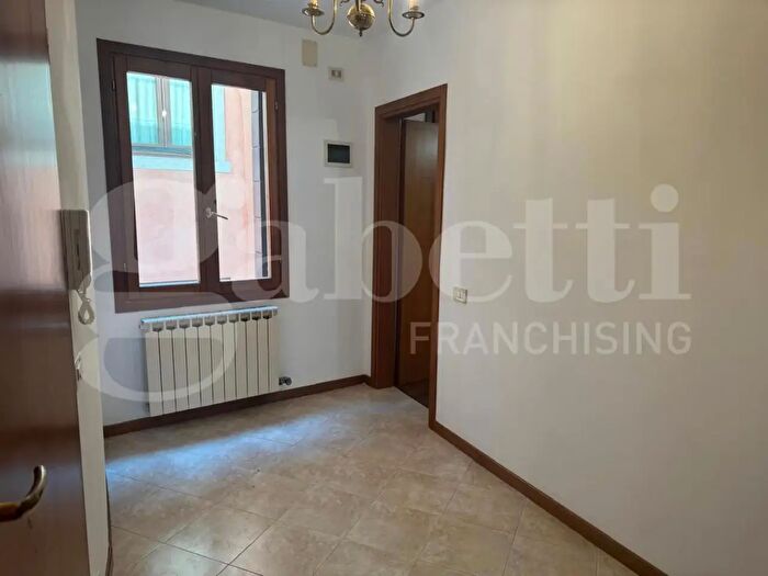 Appartamento trilocale in affitto in San Marco San Luca, Venezia