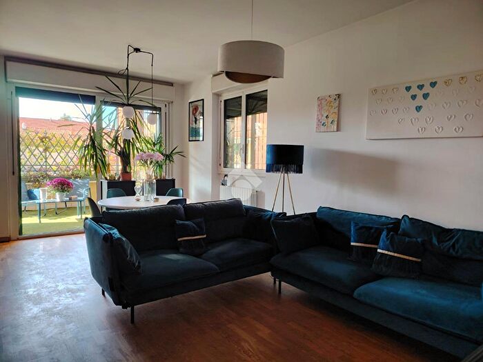 Appartamento trilocale in vendita in Via Vecchia per Saronno, Solaro