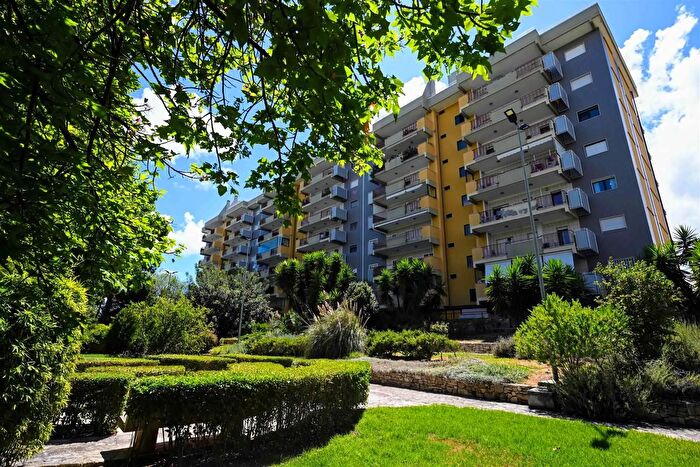 Appartamento trilocale in vendita in Bari, Bari