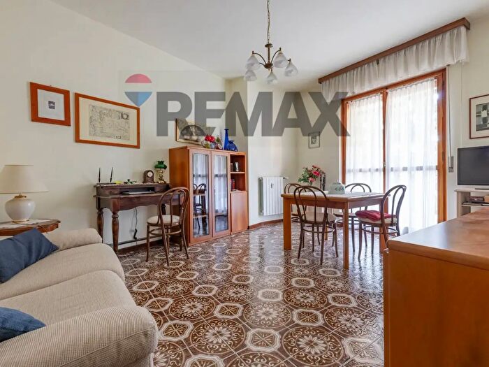 Appartamento bilocale in vendita in Via della Carnaga, Varese