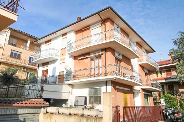 Appartamento quadrilocale in vendita in Via Luigi Valorani, Fermo
