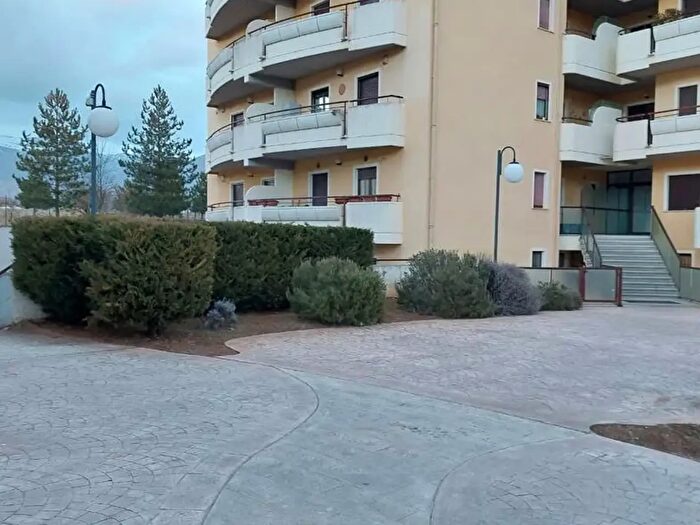 Appartamento trilocale in affitto in Avezzano