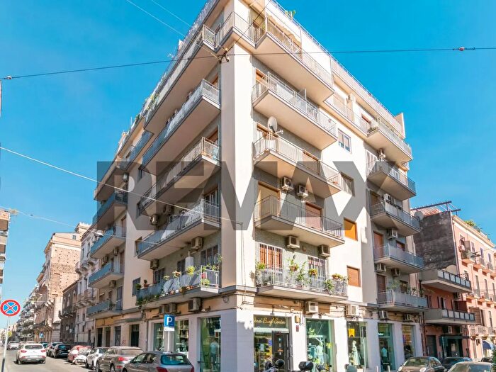 Appartamento quadrilocale in vendita in Via Milano, Catania