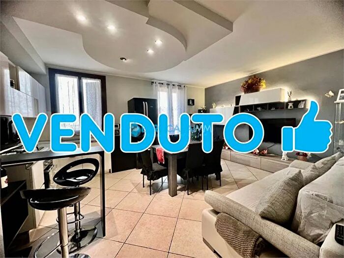 Appartamento trilocale in vendita in Via Cimitero San Martino in Rio Re, San Martino In Rio