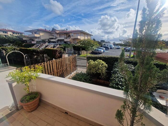 Casa con 5 locali in vendita in Rosignano Marittimo