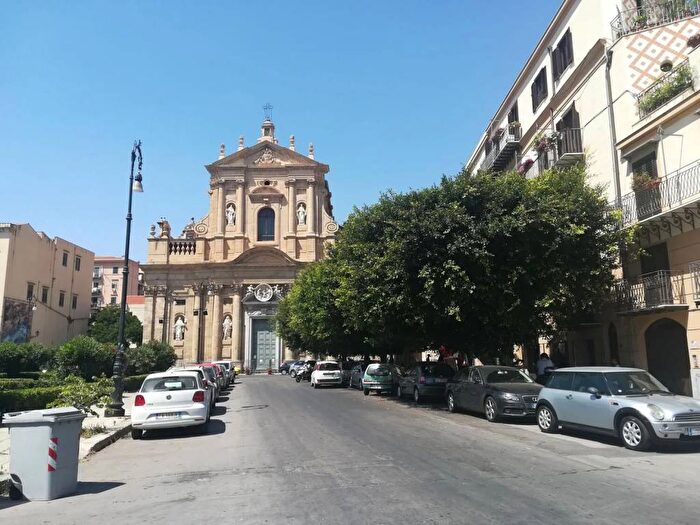 Appartamento bilocale in affitto in Via Torremuzza No Number, Kalsa, Palermo