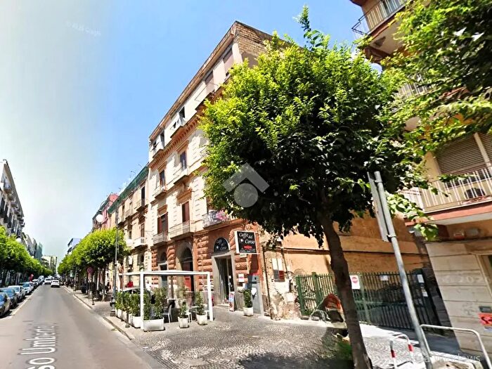 Appartamento trilocale in vendita in Corso Umberto I, Torre Annunziata
