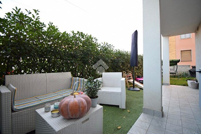 Appartamento bilocale in vendita in Via Giuseppe Garibaldi, Brugherio