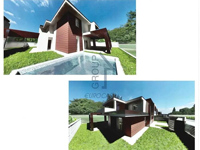 Casa con 7 locali in vendita in Via Vittorio Veneto, Formigine