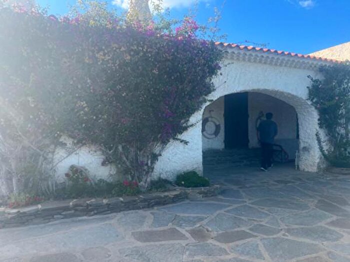 Casa con 6 locali in vendita in Tamerici, Stintino