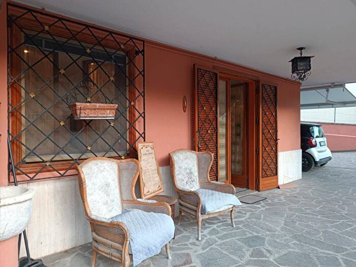 Appartamento bilocale in affitto in Via Galetti, Centro, Padenghe sul Garda