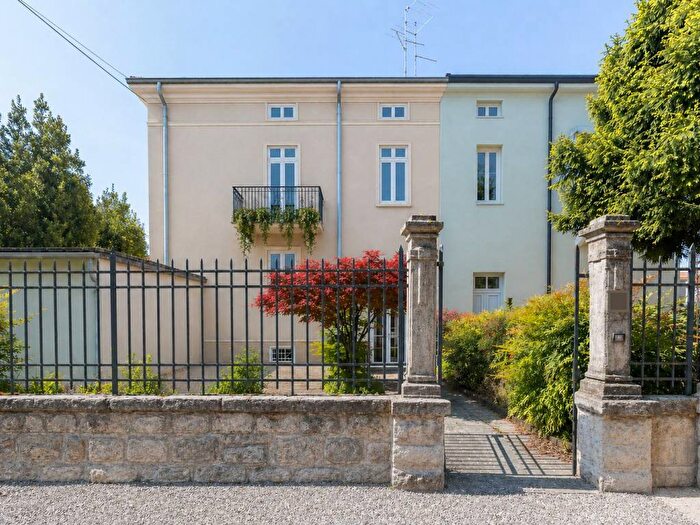 Casa con 6 locali in vendita in Via Luigi Negrelli, Stadio, Verona