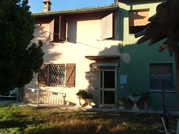 Casa con 5 locali in vendita in Ravenna