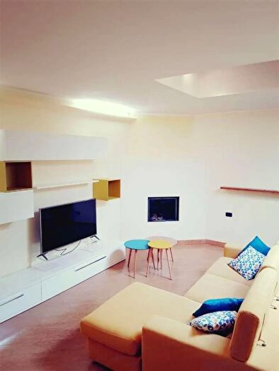 Appartamento trilocale in vendita in Reggio Emilia