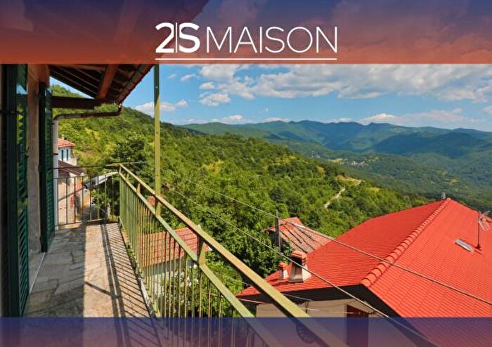 Appartamento con 6 locali in vendita in Località Caprieto, Vobbia