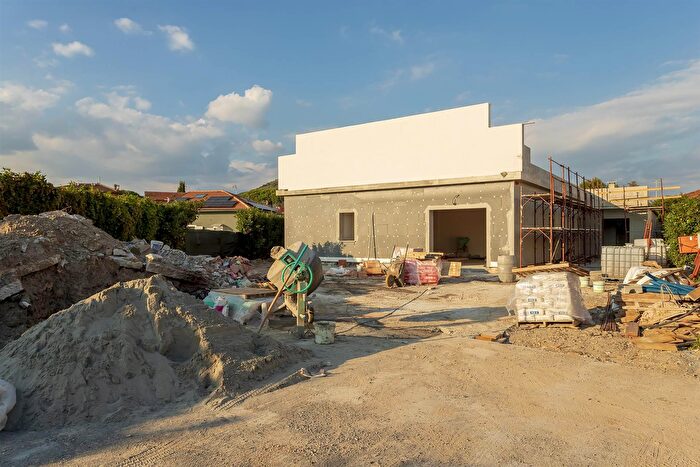 Appartamento trilocale in vendita in Via Francesca Nord, Pieve A Nievole