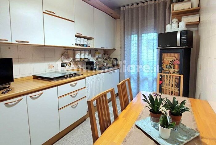 Appartamento quadrilocale in vendita in Via Pisana, Cadoneghe