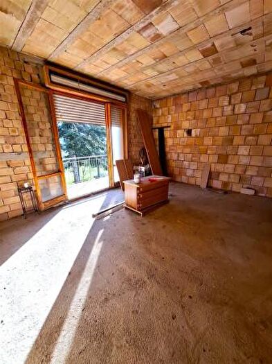 Appartamento con 6 locali in vendita in Via delle Genghe, Urbino