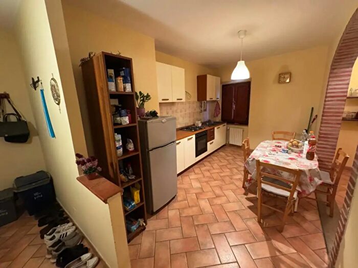 Appartamento trilocale in vendita in Calci