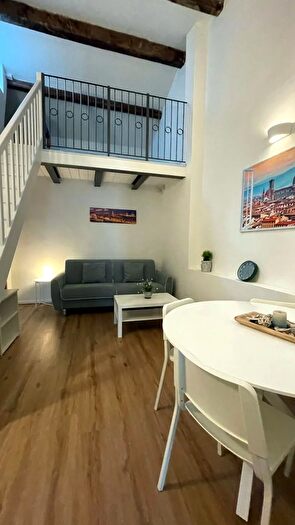 Appartamento trilocale in affitto in Via Palazzuolo, Firenze