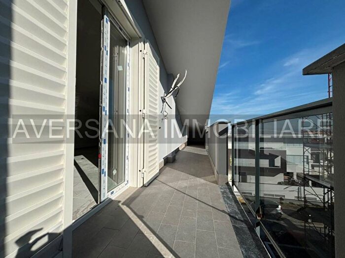 Appartamento trilocale in affitto in via Cavour, Parete