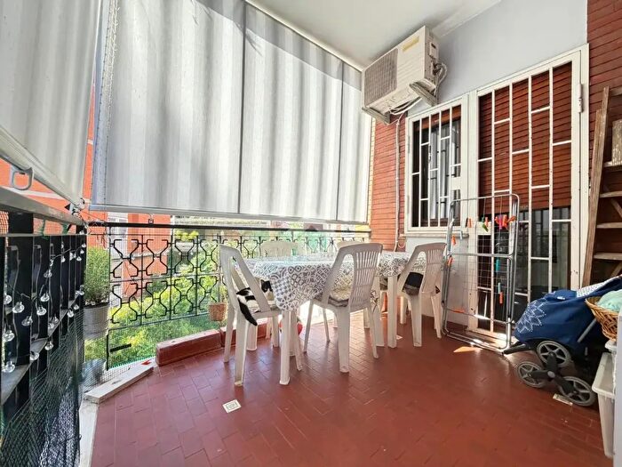 Appartamento trilocale in vendita in Via Pio Foà, Roma