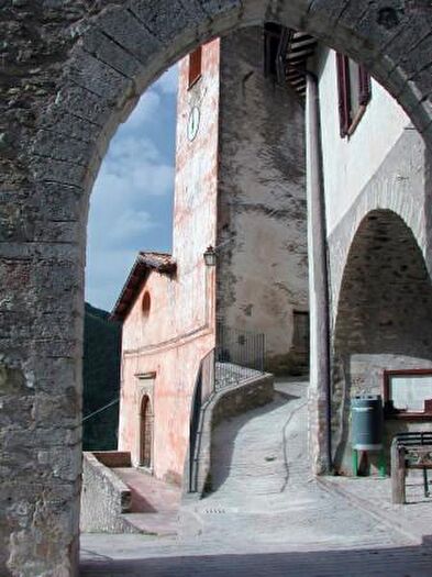 Casa trilocale in vendita in Via di Mezzo, SantAnatolia Di Narco