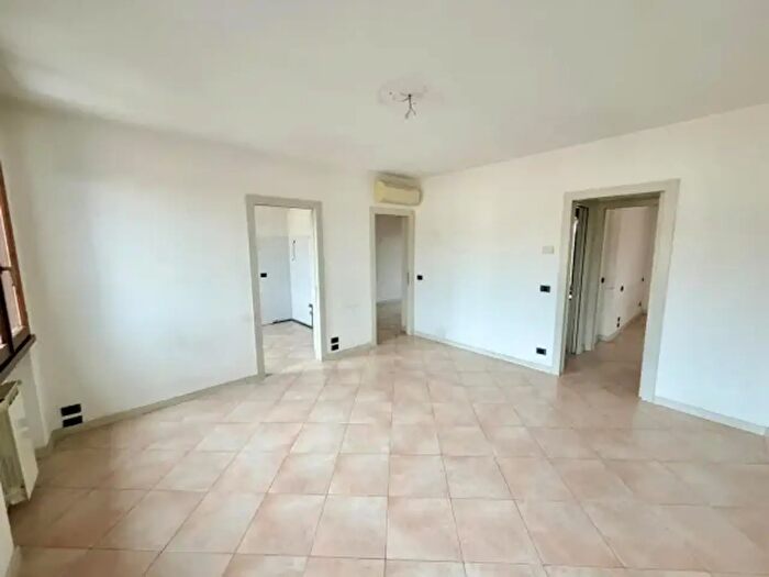 Appartamento trilocale in vendita in Via Mario E Renzo Ferrari, Pontenure