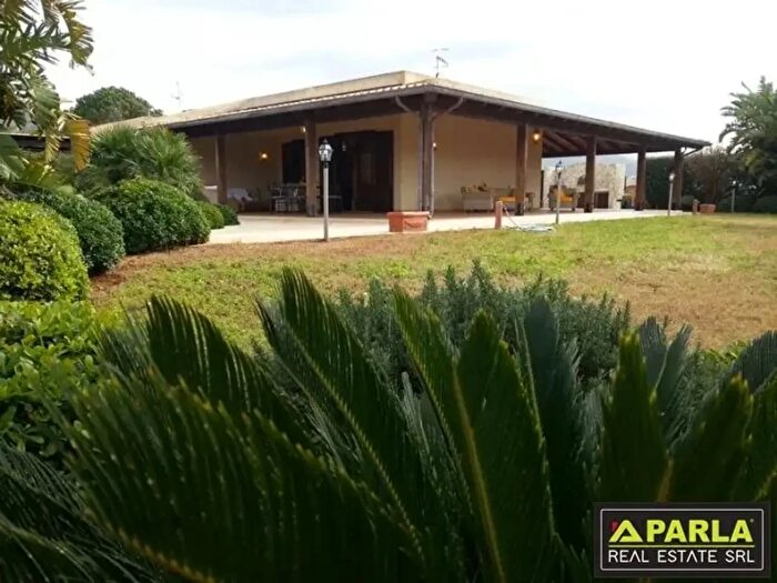 Casa quadrilocale in vendita in Via Piano di Sopra, San Vito Lo Capo