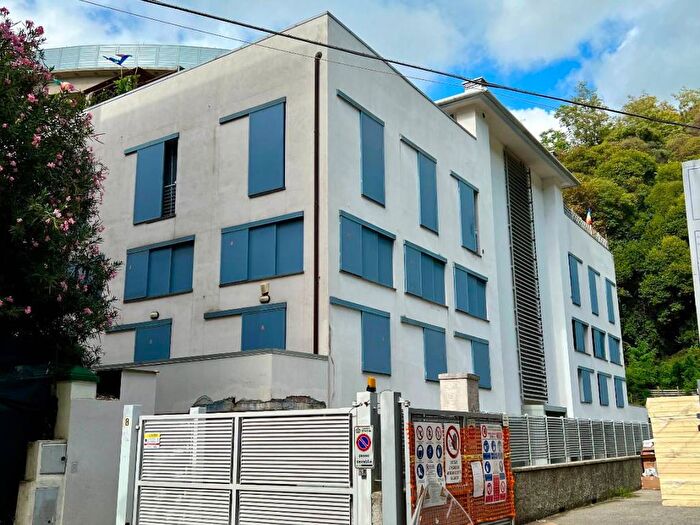 Appartamento bilocale in affitto in Via Antonio Pellegrini, Sampierdarena, Genova